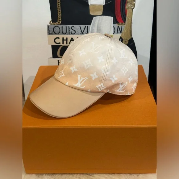 🔥 LOUIS VUITTON CAP POOL MONOGRAM GRADIENT SIZE LARGE w/ Dust Bag - Picture 7 of 15